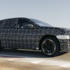「ノイエクラッセ」第一弾のBMW『iX3』が登場間近！ SNSでの反応は